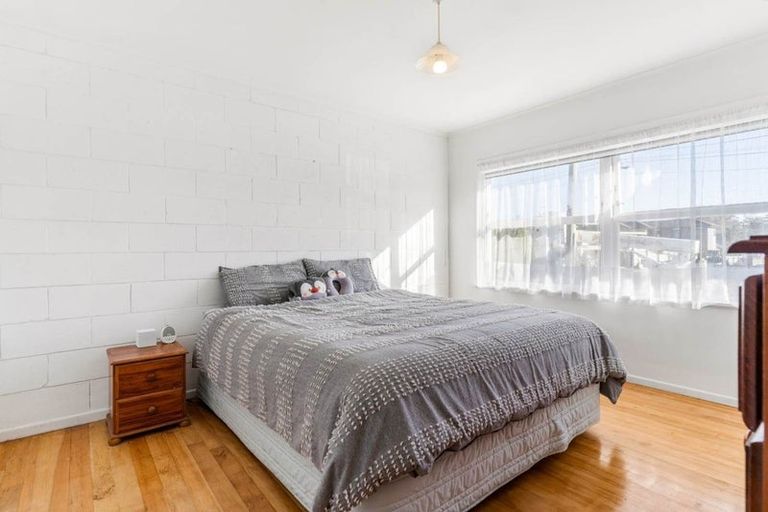 Photo of property in 6b Claymore Street, Manurewa, Auckland, 2102