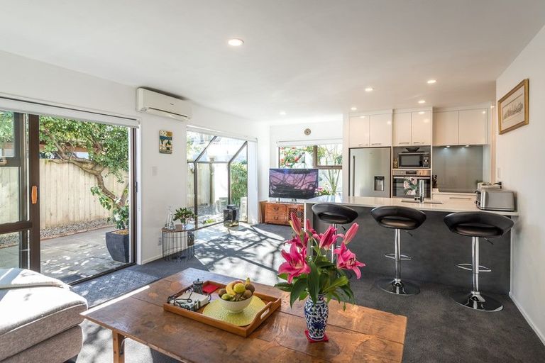 Photo of property in 2/1 Winchester Street, Merivale, Christchurch, 8014