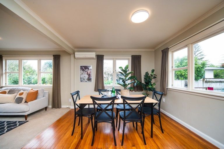 Photo of property in 4 Woodstock Place, Hokowhitu, Palmerston North, 4410