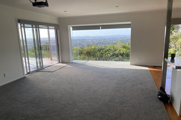 Photo of property in 39 Tawini Road, Titirangi, Auckland, 0604