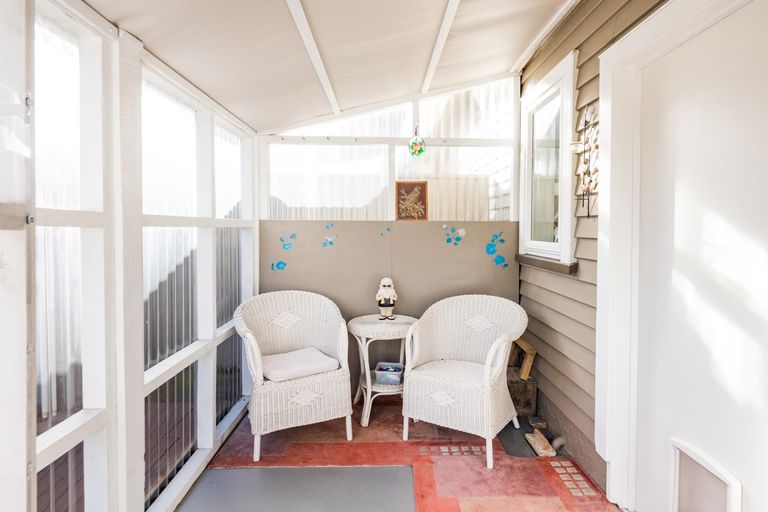 Photo of property in 46 Abraham Crescent, Milson, Palmerston North, 4414