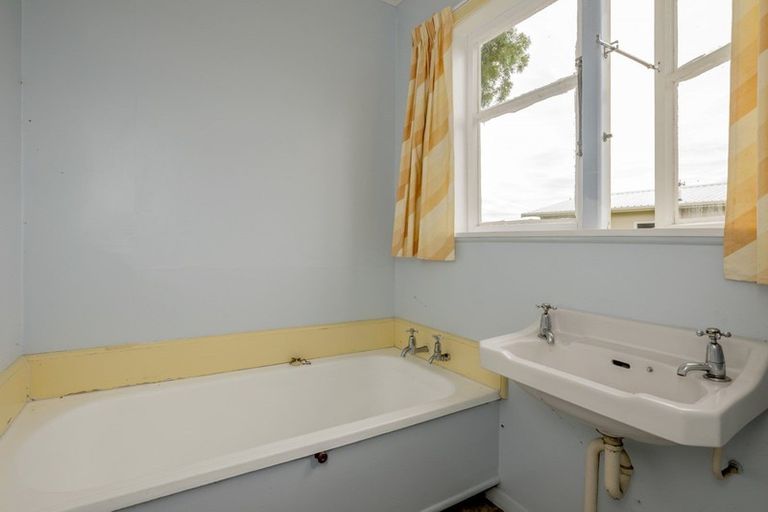 Photo of property in 10a Douglas Street, Levin, 5510