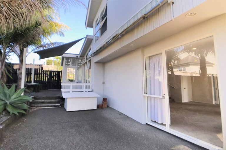 Photo of property in 88 Schnapper Rock Road, Schnapper Rock, Auckland, 0632