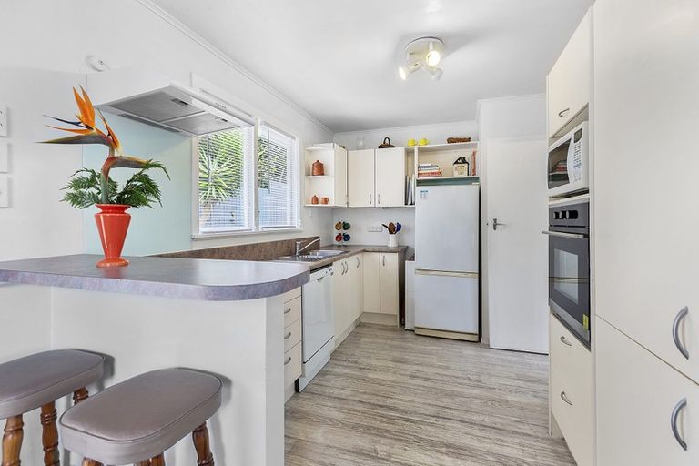 Photo of property in 2a Wilfred Street, Tawa, Wellington, 5028