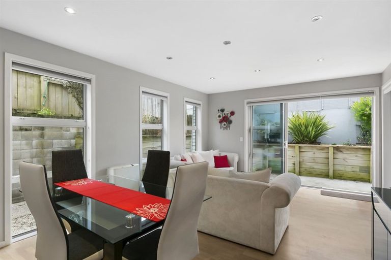 Photo of property in 1/54 Cooper Street, Karori, Wellington, 6012