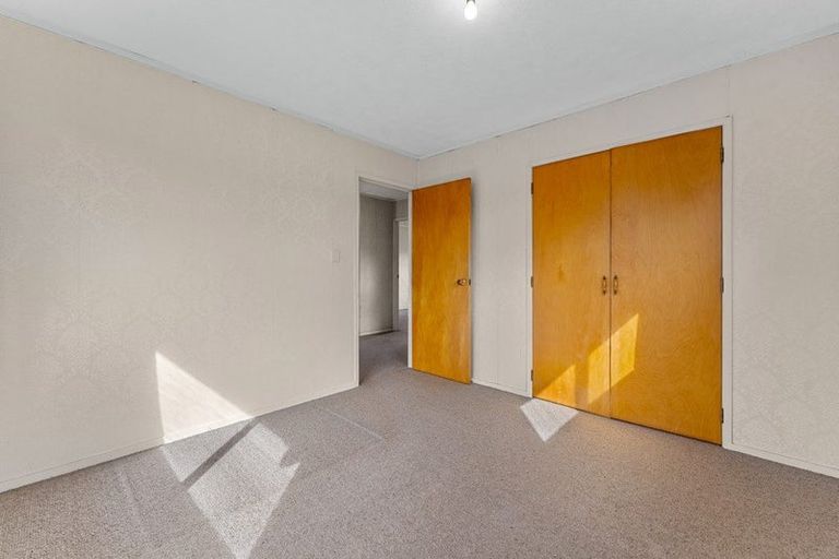 Photo of property in 39 Kohekohe Street, New Lynn, Auckland, 0600