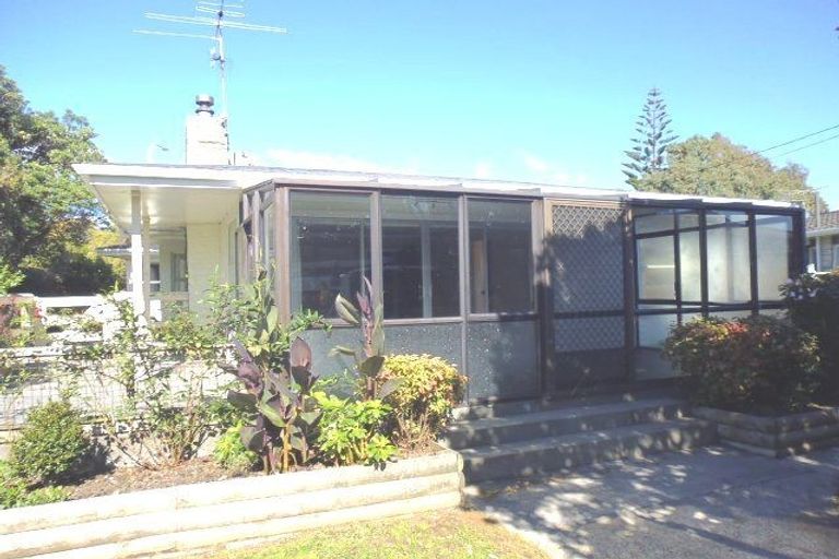 Photo of property in 55 Ngaio Road, Waikanae, 5036