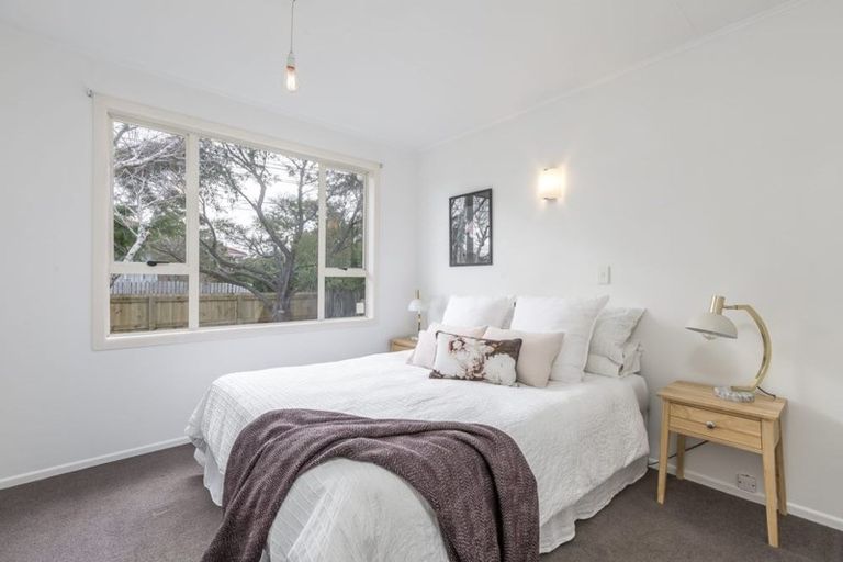 Photo of property in 2a Helga Crescent, Te Atatu Peninsula, Auckland, 0610