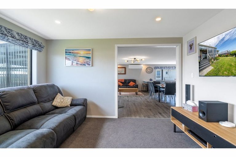 Photo of property in 23 Cargill Street, Waikiwi, Invercargill, 9810