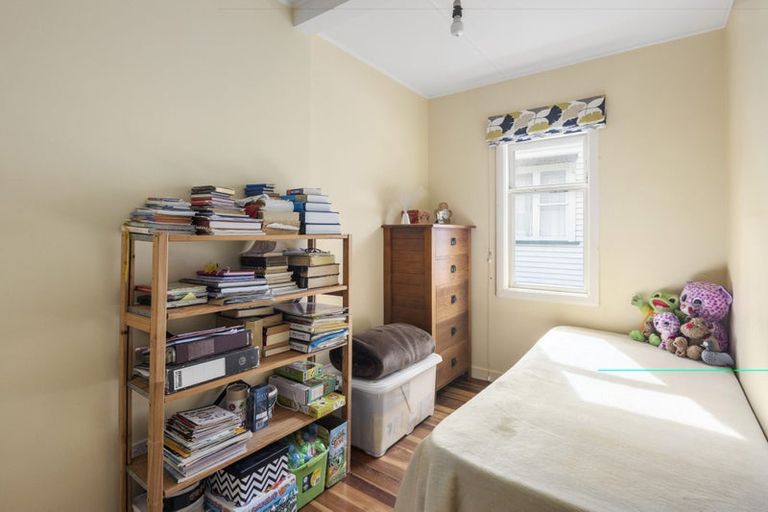 Photo of property in 50 Happy Valley Road, Owhiro Bay, Wellington, 6023