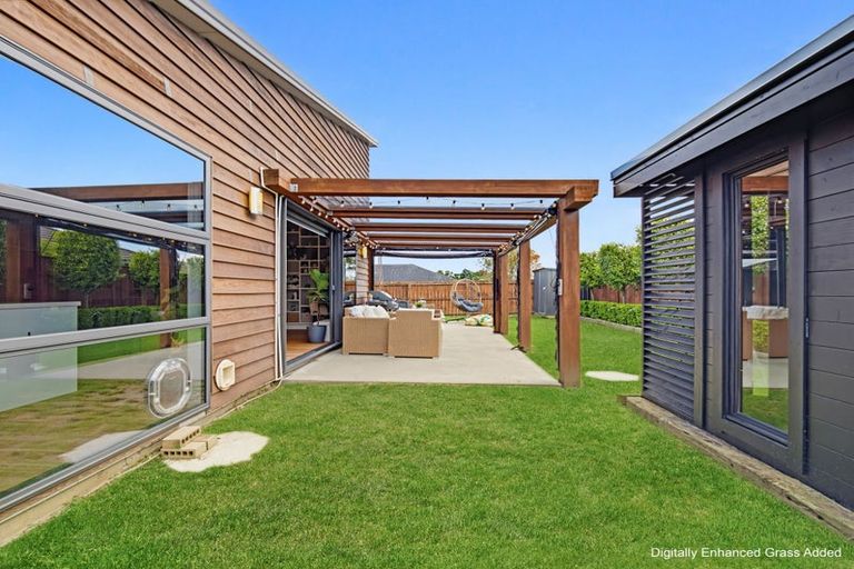 Photo of property in 12 Millbrae Place, Pokeno, 2402