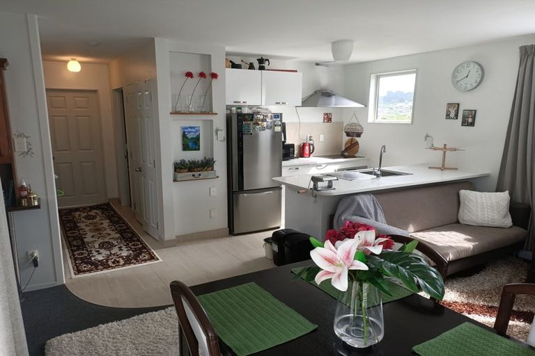 Photo of property in 44a Waverley Avenue, Glenfield, Auckland, 0629