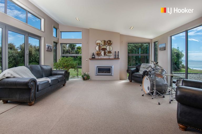 Photo of property in 966 Taieri Mouth Road, Kuri Bush, Brighton, 9091