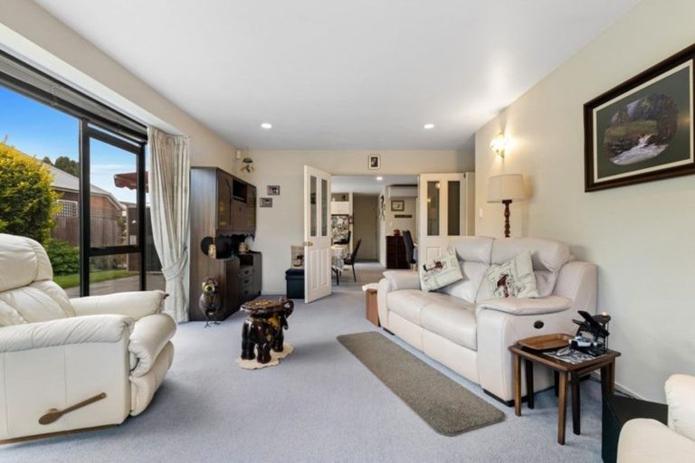 Photo of property in 2/19 Clotilda Place, Bishopdale, Christchurch, 8053