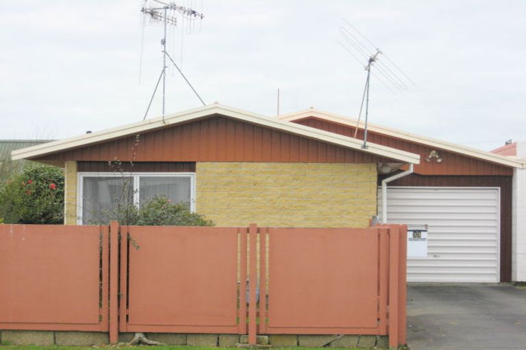 Photo of property in 33 Power Street, Levin, 5510