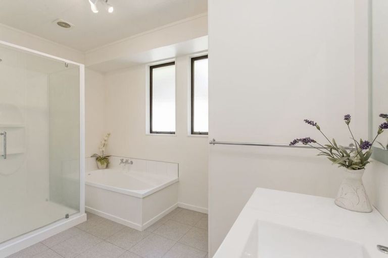 Photo of property in 121 Bowenvale Avenue, Cashmere, Christchurch, 8022