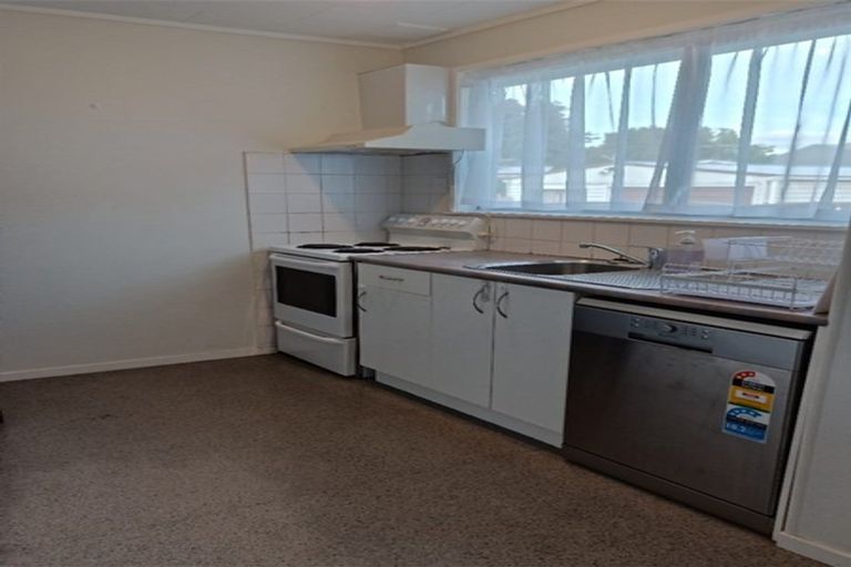Photo of property in 18 Reelick Avenue, Pakuranga Heights, Auckland, 2010