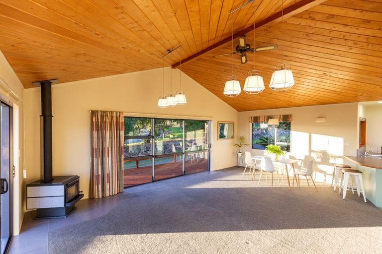 Photo of property in 70 Forest View Road, Te Kamo, Kamo, 0185