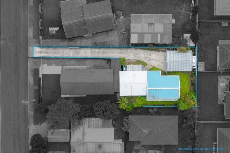 Photo of property in 2/56 Greenhaven Avenue, Opaheke, Papakura, 2113