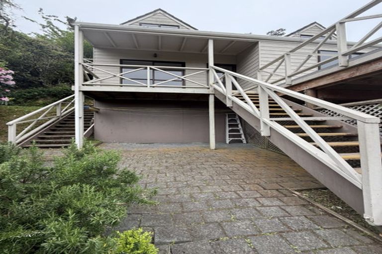 Photo of property in 63 Makara Road, Karori, Wellington, 6012