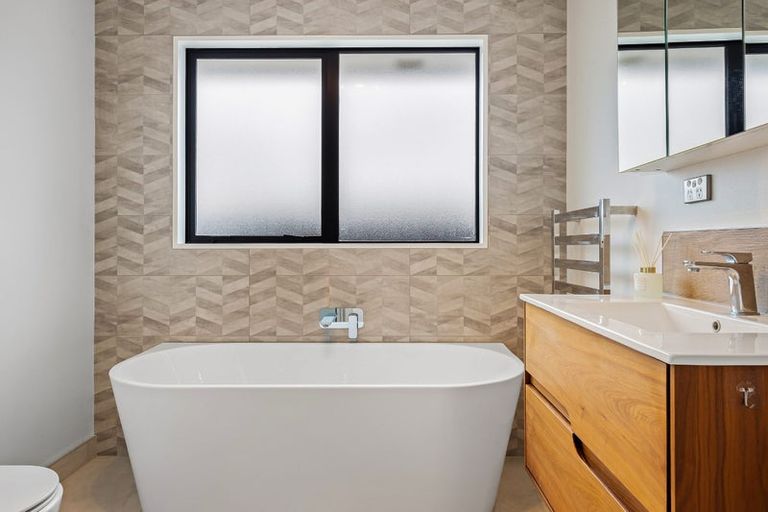 Photo of property in 27 Kaitorete Drive, Lincoln, 7608