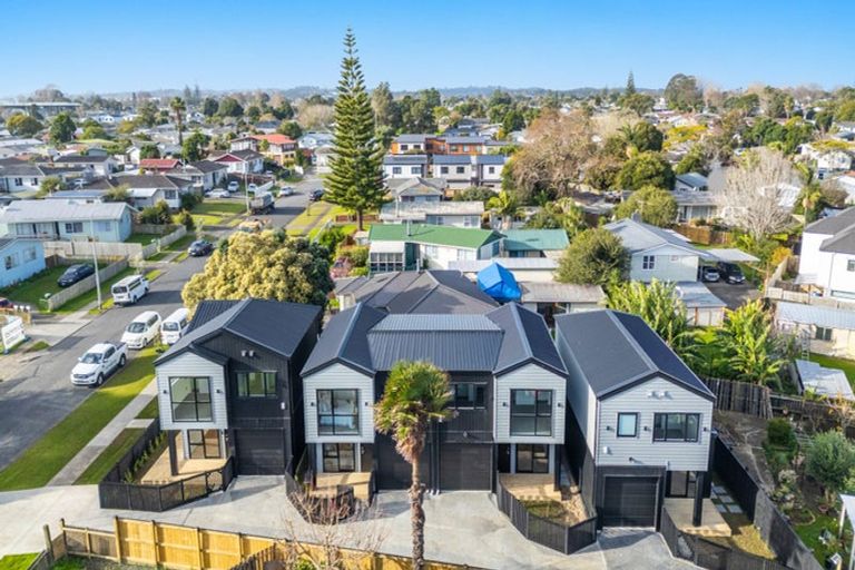 Photo of property in 3 Ewbank Place, Manurewa, Auckland, 2102