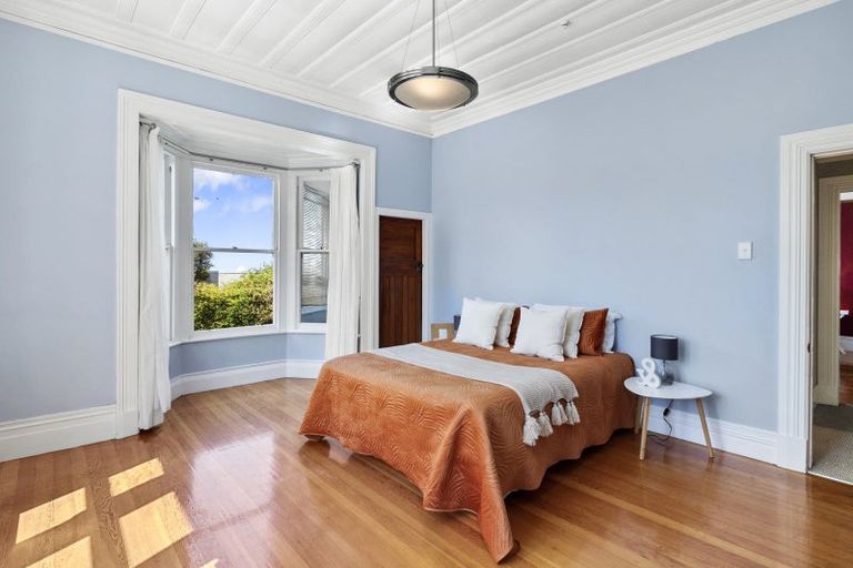 Photo of property in 28 Argyle Street, Mornington, Dunedin, 9011