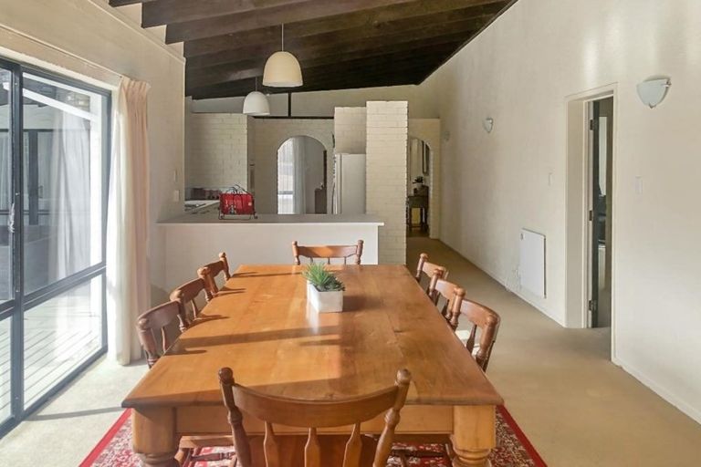 Photo of property in 31 Danbury Drive, Torbay, Auckland, 0630