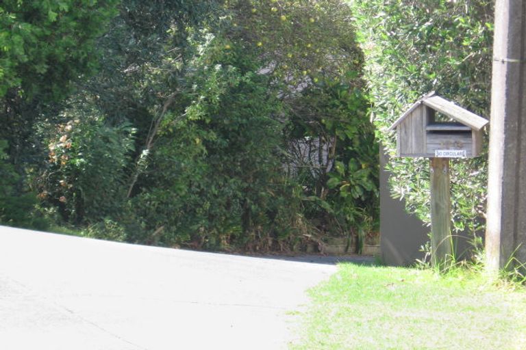 Photo of property in 2/17 Masterton Road, Rothesay Bay, Auckland, 0630