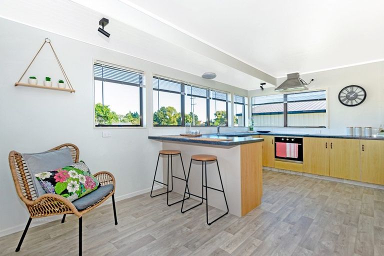 Photo of property in 162 Potae Avenue, Riverdale, Gisborne, 4010