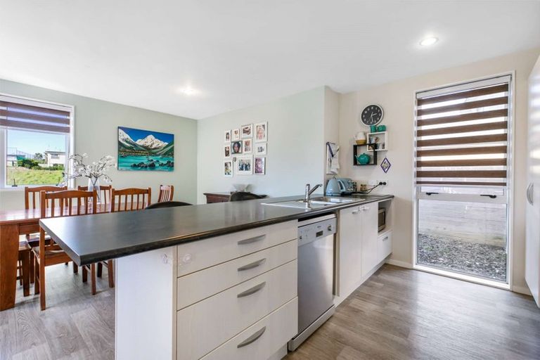 Photo of property in 24 Bayview Park Lane, Orewa, 0931