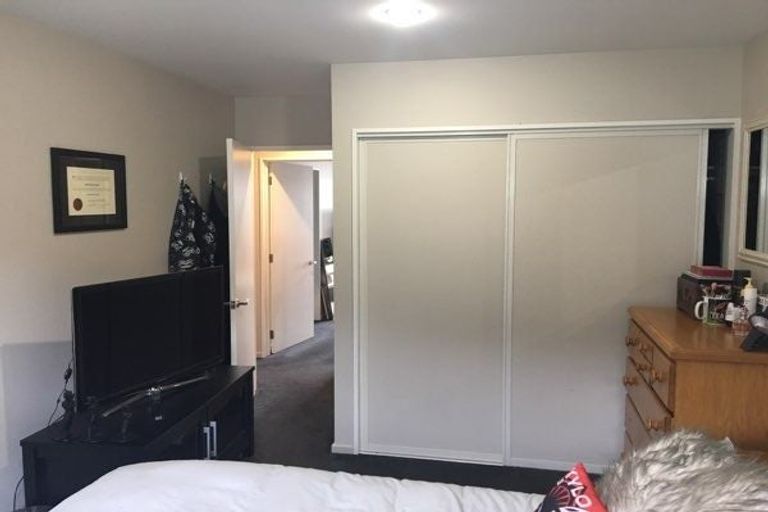 Photo of property in 4 Robalan Close, Halswell, Christchurch, 8025