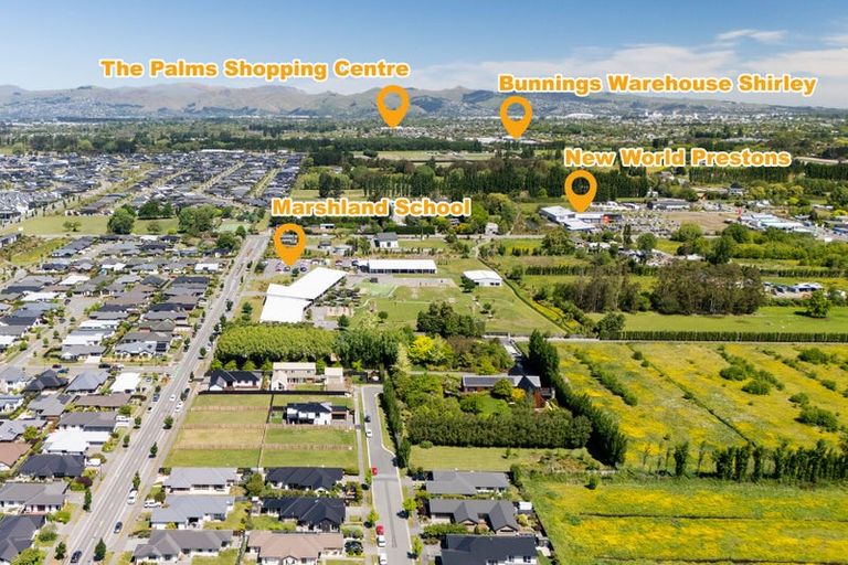 Photo of property in 84 Metehau Street, Marshland, Christchurch, 8083