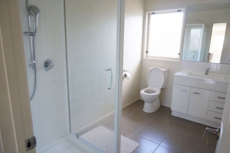 Photo of property in 17a Greenhaven Avenue, Opaheke, Papakura, 2113