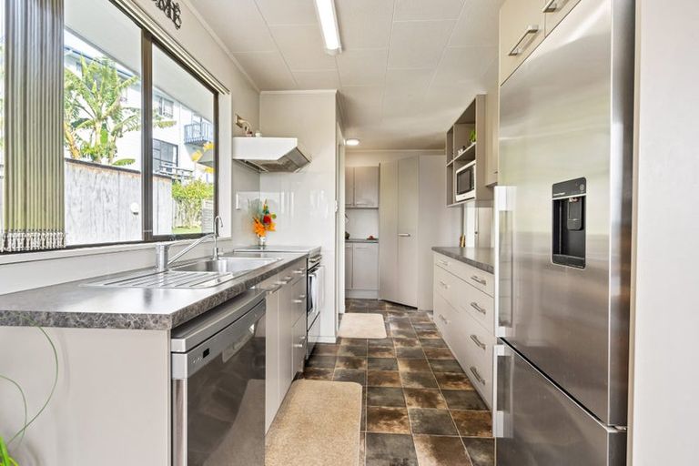 Photo of property in 8c Mountain Road, Morningside, Whangarei, 0110