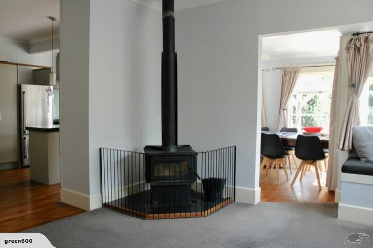 Photo of property in 53 Dover Street, St Albans, Christchurch, 8014