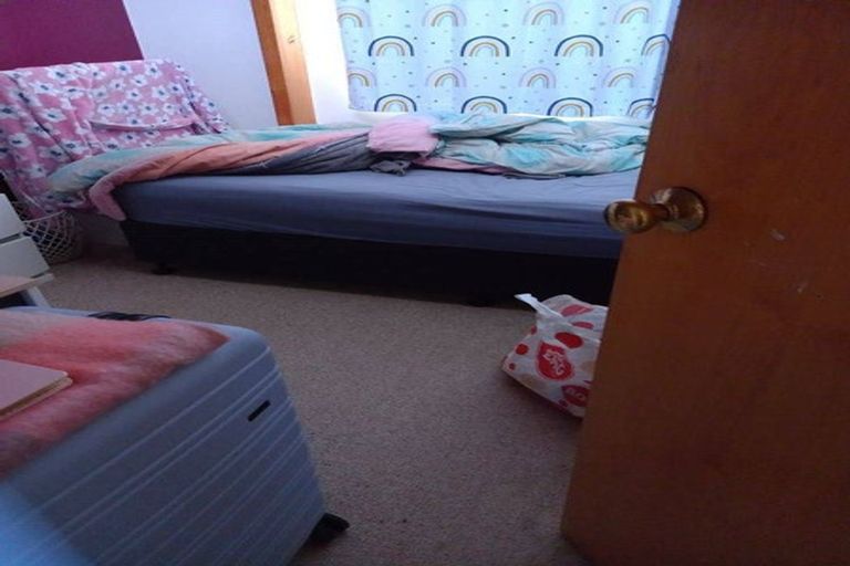 Photo of property in 50 Eugenia Rise, Totara Heights, Auckland, 2105