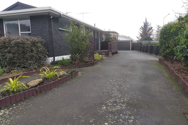 Photo of property in 55 Kinmont Crescent, Kinmont Park, Mosgiel, 9024