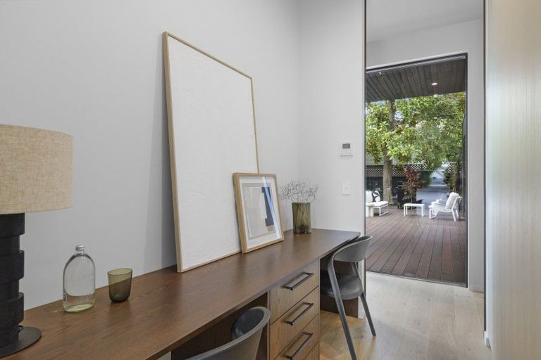 Photo of property in 26d Bryndwr Road, Fendalton, Christchurch, 8052