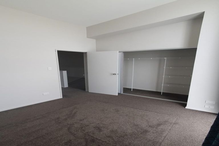 Photo of property in 9 Walsh Road, Papakura, 2110