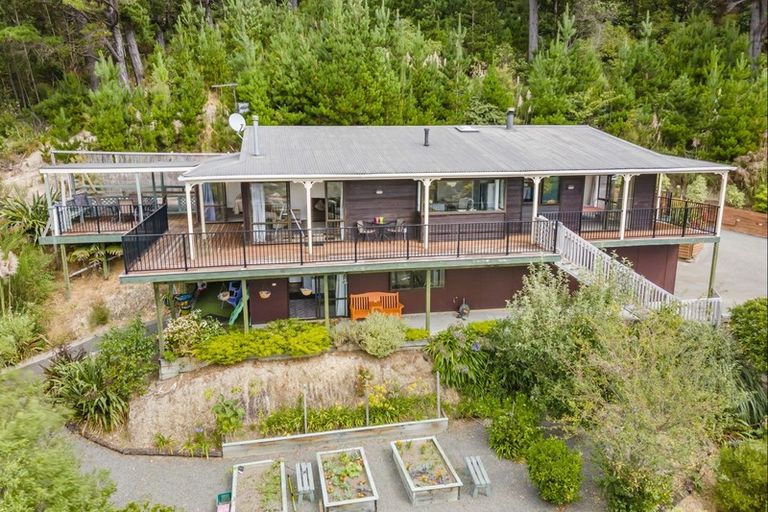 Photo of property in Ferndale, 12 Dunleith Grove, Silverstream, Upper Hutt, 5019