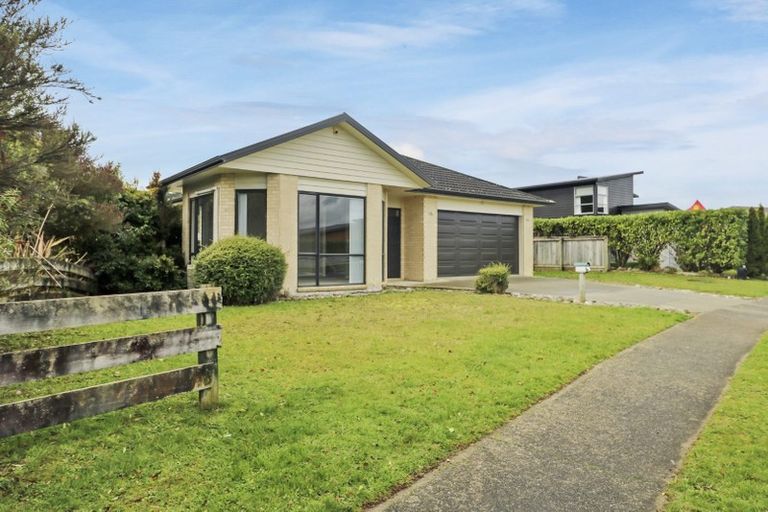 Photo of property in 89 Kirton Drive, Riverstone Terraces, Upper Hutt, 5018