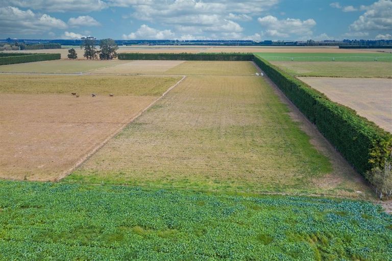 Photo of property in 1009 Wolffs Road, West Eyreton, Rangiora, 7476