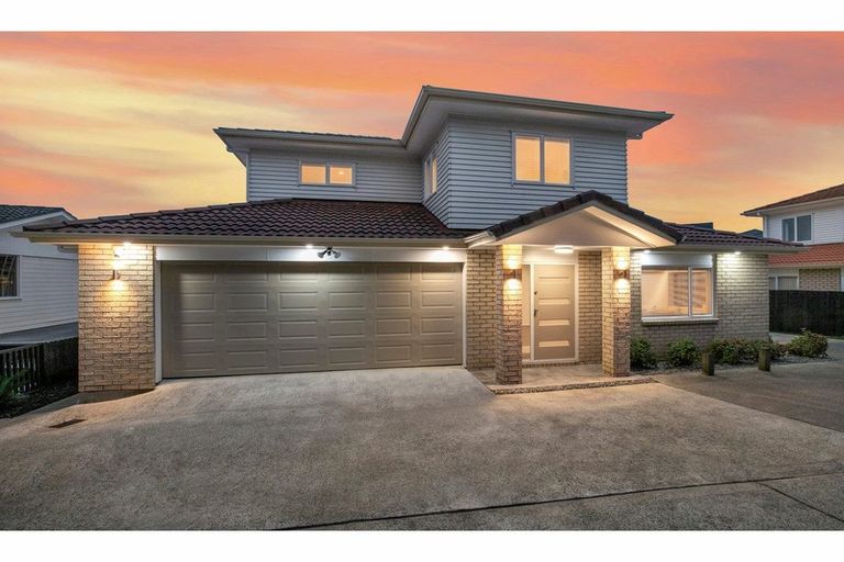 Photo of property in 72a Henwood Road, Mangere East, Auckland, 2024