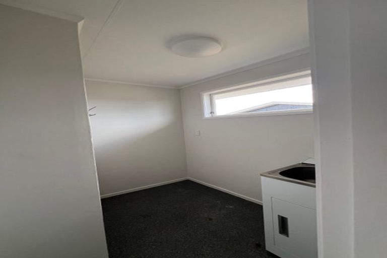 Photo of property in 71 Meadowvale Drive, Levin, 5510