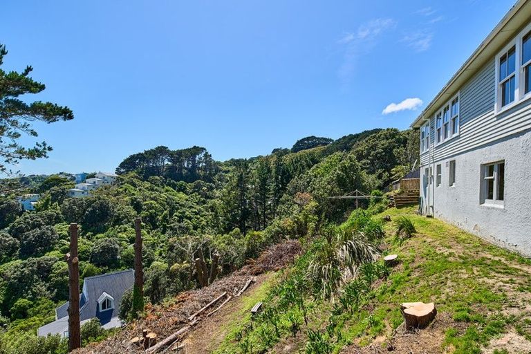 Photo of property in 106 Sidlaw Street, Strathmore Park, Wellington, 6022