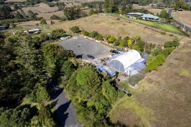 Photo of property in 11 Brewster Road, Pukekawa, Tuakau, 2696