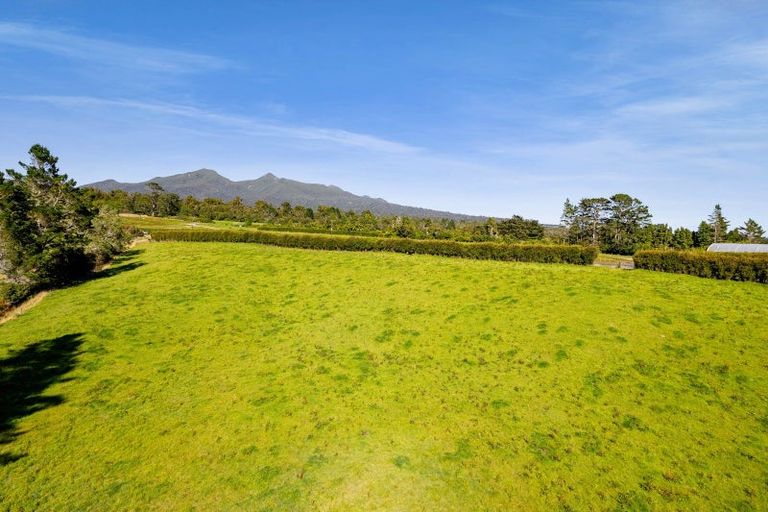 Photo of property in 2175 Egmont Road, Kaimiro, 4386