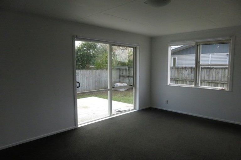 Photo of property in 4 Larnach Street, St Andrews, Hamilton, 3200