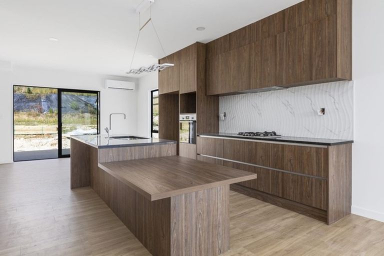 Photo of property in 9 Waka Street, Albany Heights, Auckland, 0632